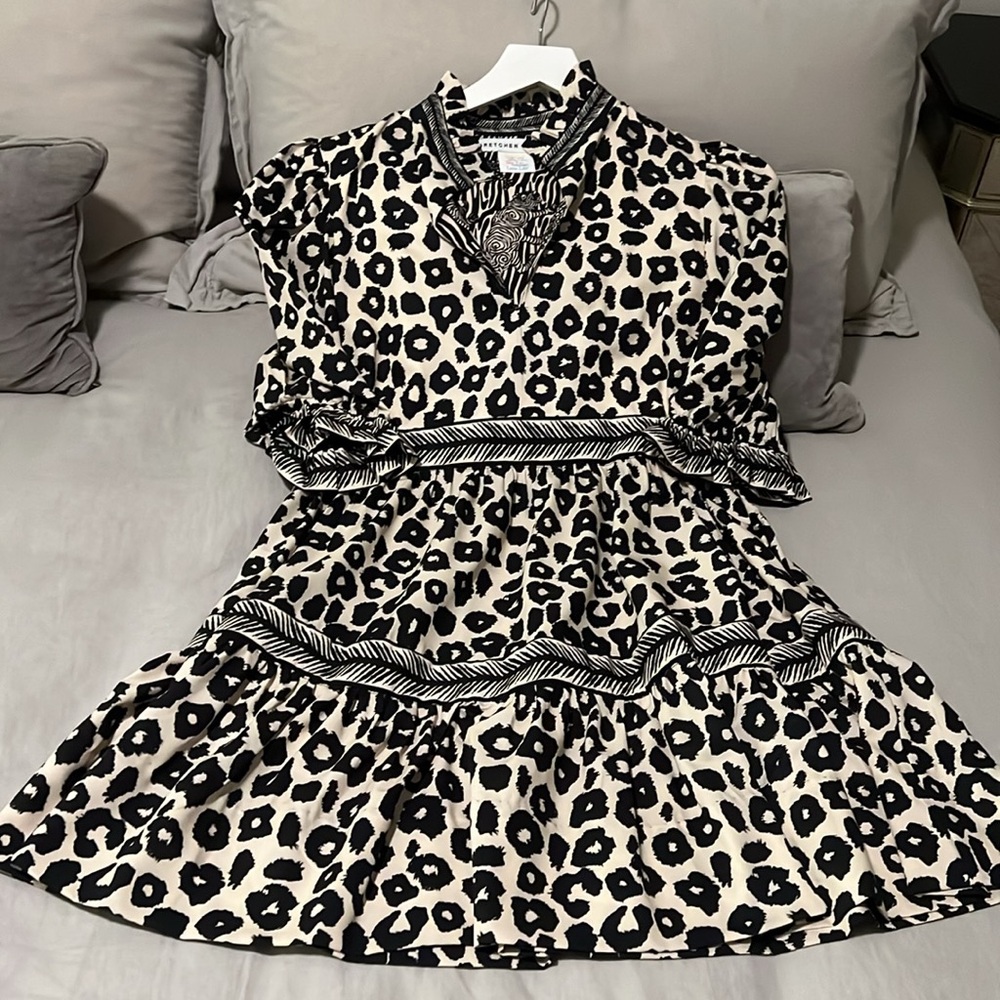 Gretchen Scott  Leopard Print Dress with Puff Sleeves